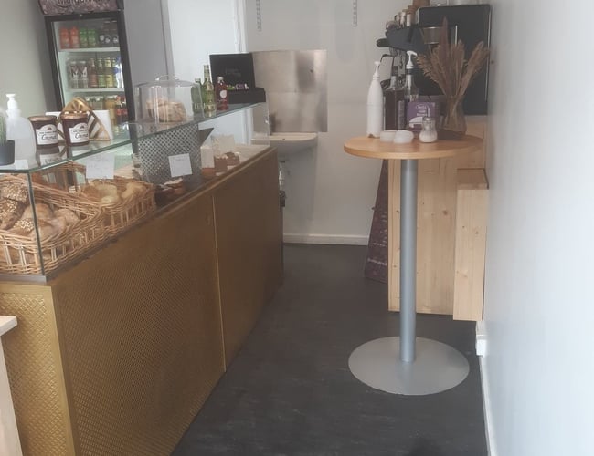 BAGER-DEL AF VIRKSOMHED SÆLGES