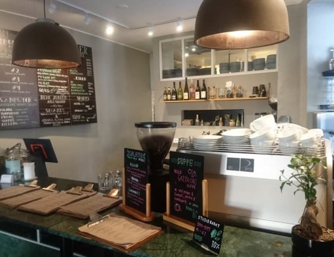 127m2 istandsat café, på sidegade til Gothersgade KBH - fuld køkken tilknyttet - 