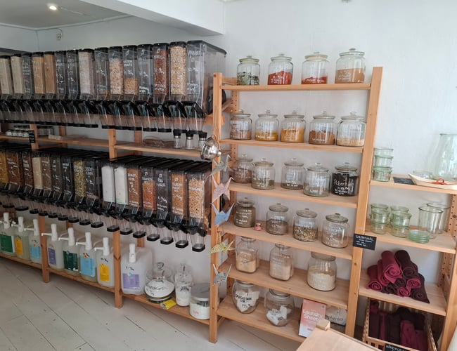 Bliv ejer af Aarhus’ førende økologiske, emballagefri butik – Raa Aarhus er til salg!