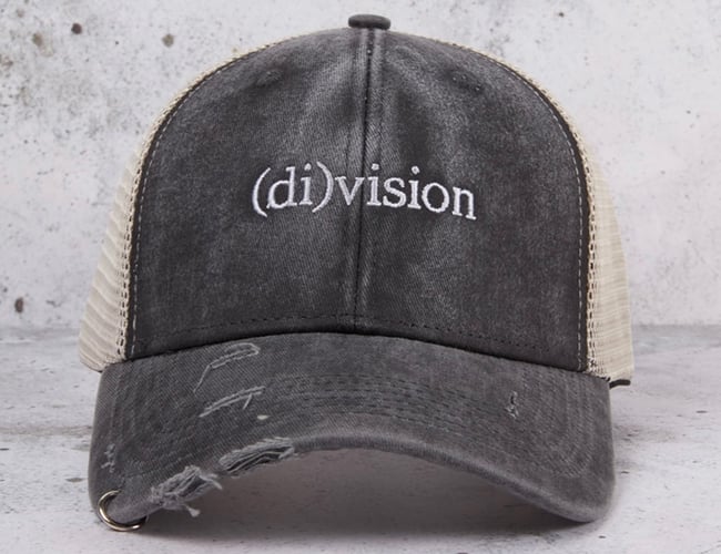 Salg af (di)vision varelager (jakker, trøjer, kasketter, lidt blandet) 