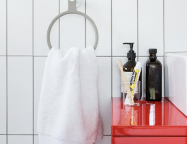 Perfekt til en lille webshop - Varelager med moderne sortiment af badeværelsesudstyr