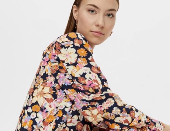 Veletableret webshop med tøj og sko til kvinder og børn.