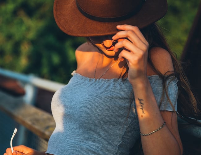 Yoos.dk - Webshop med salg af mode & designer tøj til outlet priser.