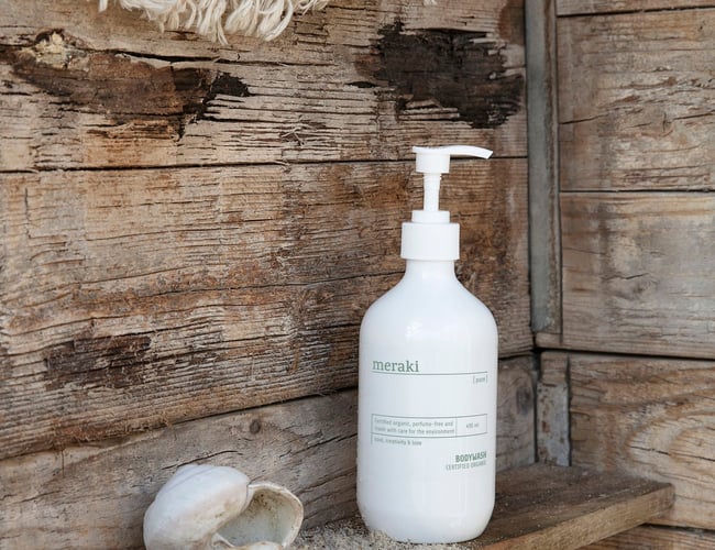 Salg af varelager af børnetøj, interiør og dametøj