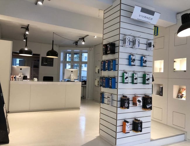 IT forretning til salg - Afståelse - Falkoner alle / Frederiksberg. BYD!