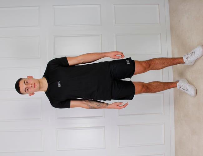 Salg af varelager med unisex sportswear tøj