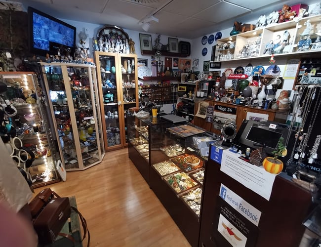 340 Kvm top beliggende forretning med Komplet koncept til Loppesupermarked - Hvidovre