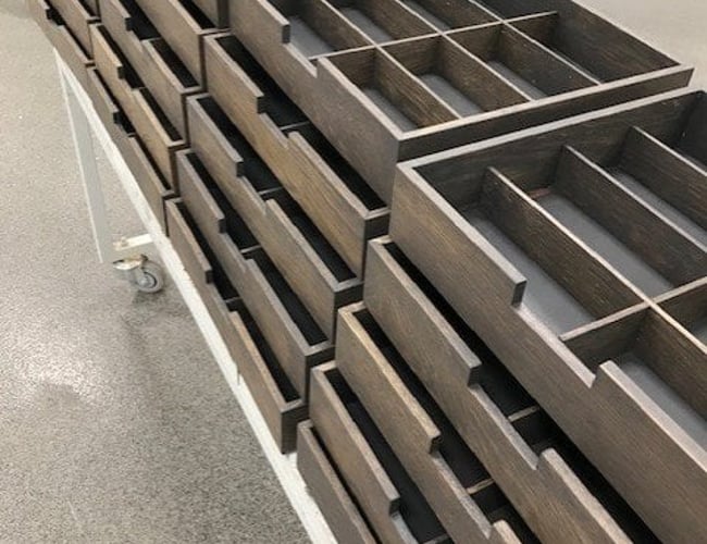 Ourfurniture.dk - designer og producerer møbler, som er helt unikke.