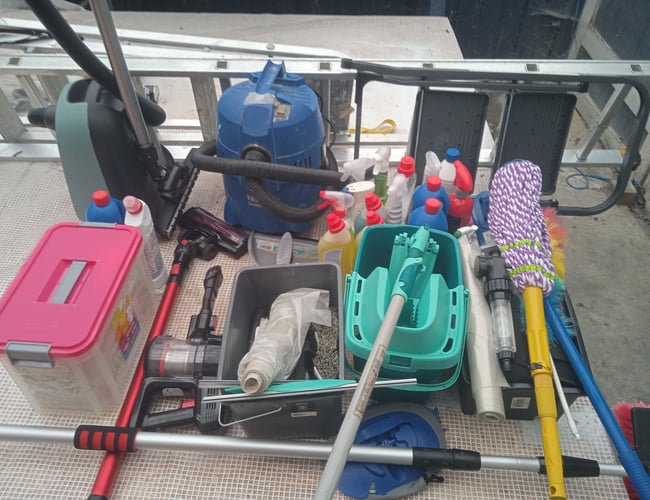 Novaclean.dk - Enkeltmands rengøringsvirksomhed med eksisterende privat kunder ( samt 1-stor erhvervskunde på kontrakt) | Samt inventar og hjemmeside: www.novaclean.dk | Omsætning 88.433 DKK