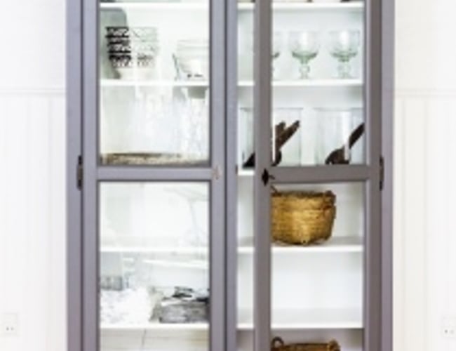 Velkendt møbel virksomhed med forhandlernet og  webshop udbydes nu til salg