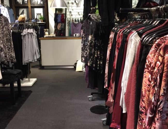 Nøglefærdig tøj butik på gågade i Kolding  - 1.5 mio DKK i omsætning