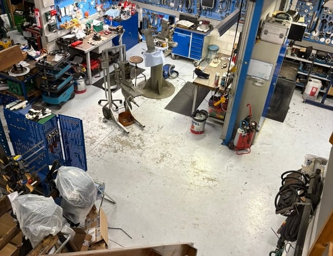 Marineværksted til salg