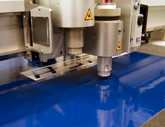 Trykkeri og skiltevirksomhed med 90% B2B kunder - Dækningsbidrag på 1 mio. kr. i 2018