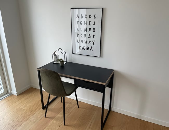 Salg af varelager med møbler