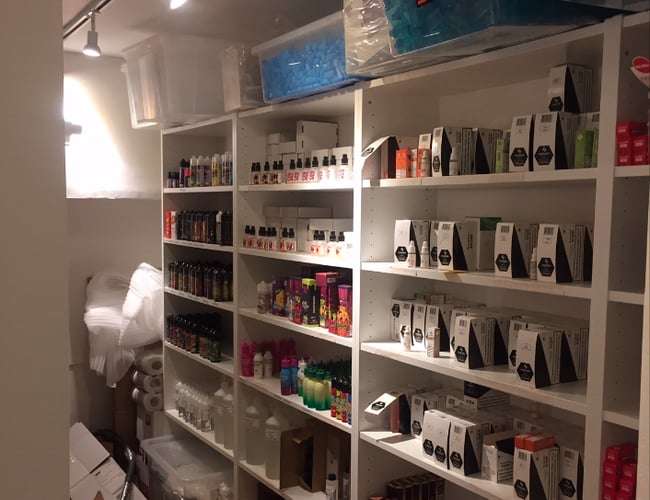 Butik med billig husleje centralt på østerbro sælges/afstås