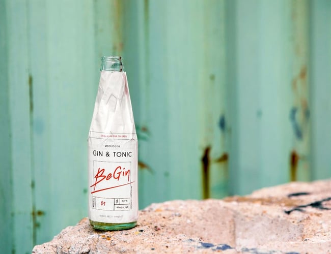 Overtagelse af drikkeklart gin & tonic koncept 