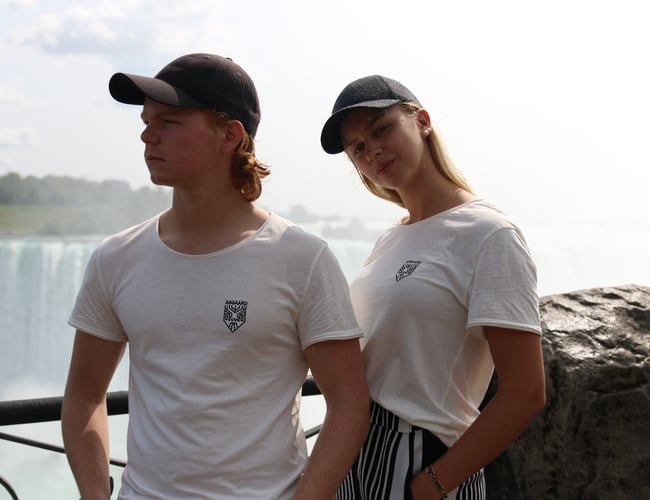 Salg af varelager - Økologiske T-shirts