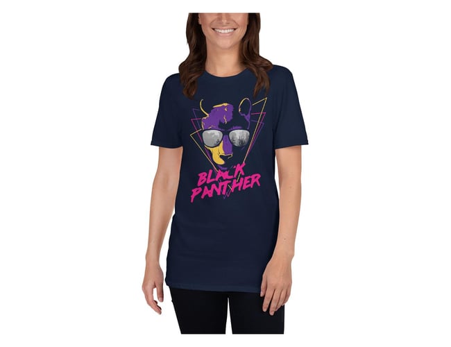 Komplet international dropshipping webshop, der sælger illustrationer og citater tryk på T-shirts