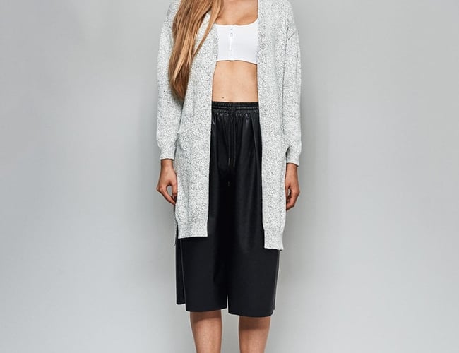 Tøj-restlager sælges