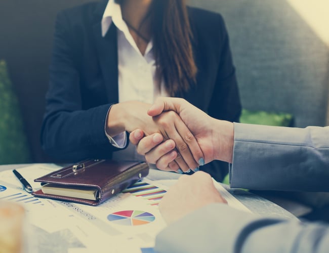 Jobformidlings-platform klar til at gå Premium og skalering.