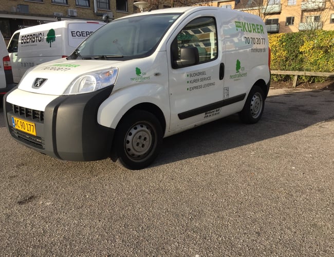 Solidt og Stærk voksende kurerfirma