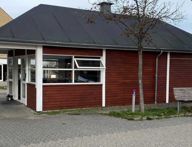 Udlejningsejendom til salg - Restaurant med takeaway - 75 kvm