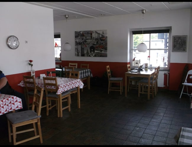 Café Dannebrog i Vanløse til salg - Fin omsætning. på Ca. 900.000kr. om året.