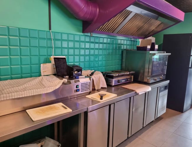 Helt ny juicebar til salg - Ligger centralt i Søborg - Husleje 7.916 kr.- eksklusiv moms.