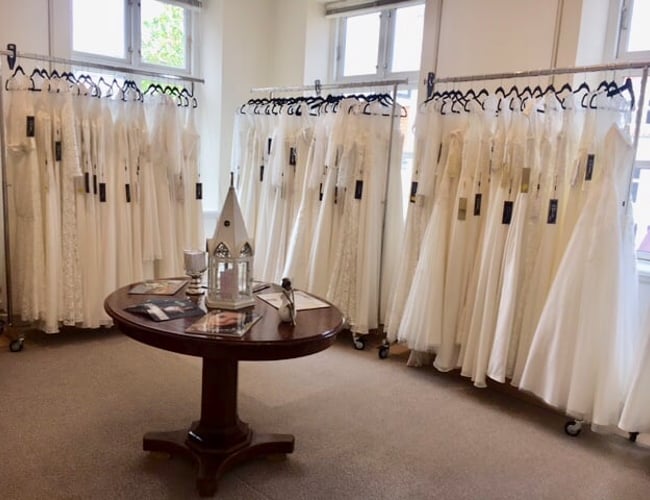 Brudekjole forretning - Inkl inventar og opbygget goodwill - 2021 Overskud - 344.000 kr.