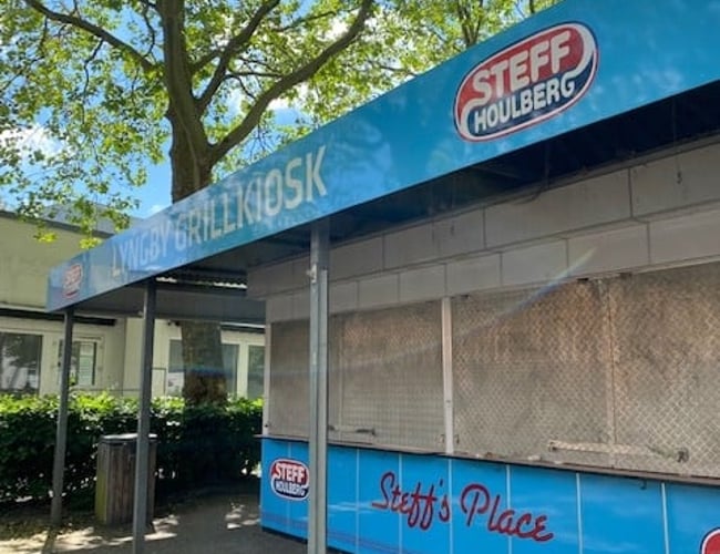 Unik og charmerende grillkiosk sælges til højestbydende