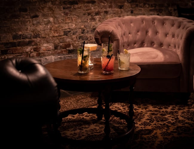 Byhotel med restaurant afstås