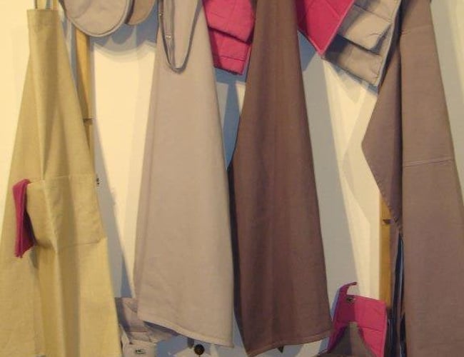 Kendt firma indenfor brugskunst, med produktion i Danmark og salg til butikker/grossister.