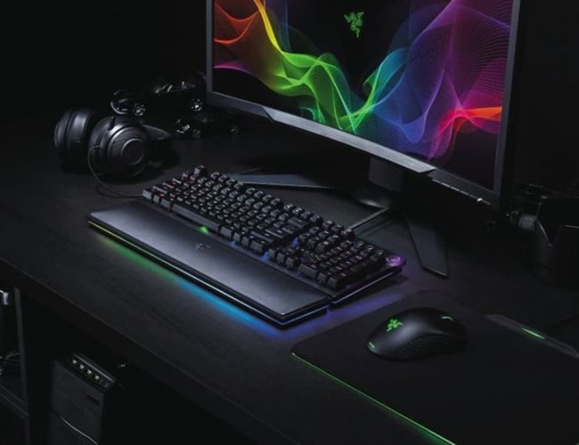 Gaming webshop med tilhørende lager sælges! - Kendte mærker