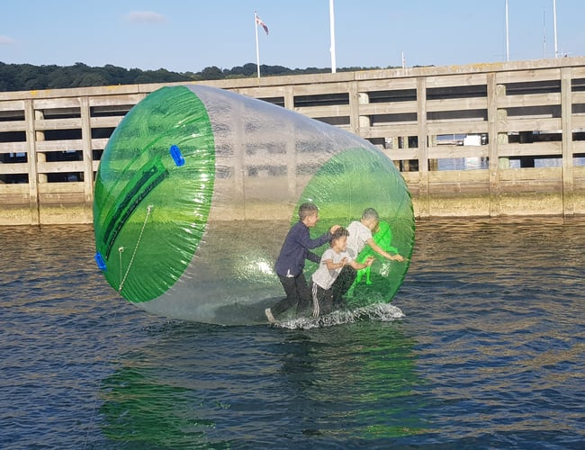 bubbleevents.dk - Velfungerende Eventfirma med tilhørende hjemmeside og booking system