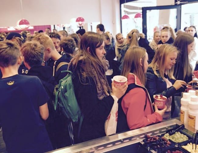 Frozen Yoghurt store på gågaden i Silkeborg