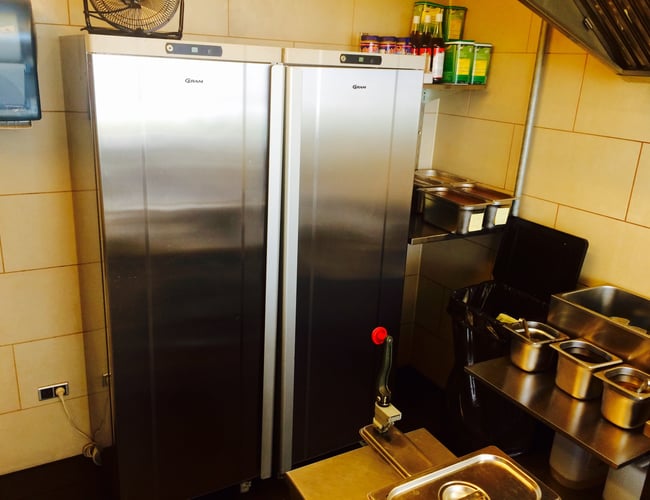 Veletableret take-away sted med en af byens billigste husleje