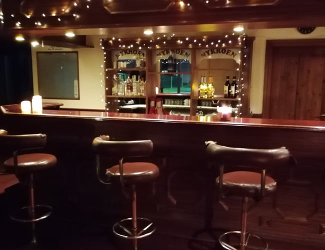 Nykroen forpagtes bort - mulighed for forkøbsret.