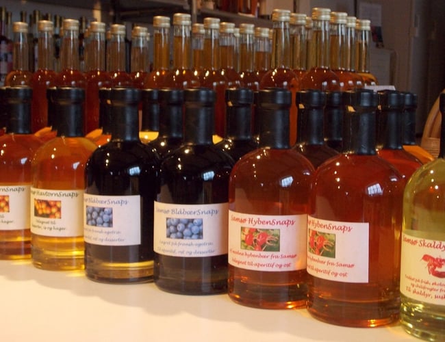 Flytbar produktion af spændende vin/spiritus-produkter solgt i over 200 butikker. 