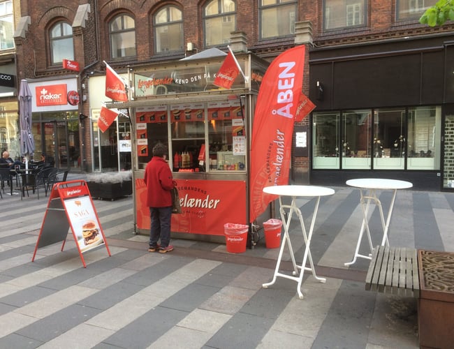 Pølsevogn med byens bedste beliggenhed 