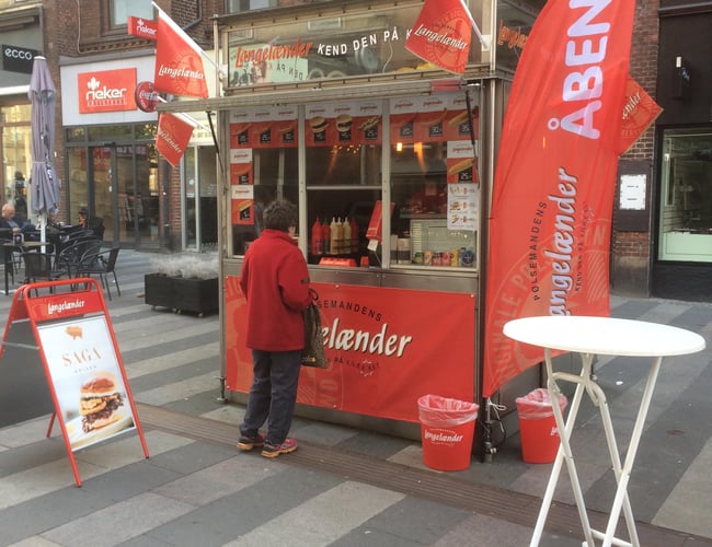 Pølsevogn med byens bedste beliggenhed 