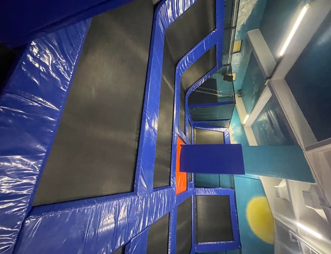 Trampolinpark sælges