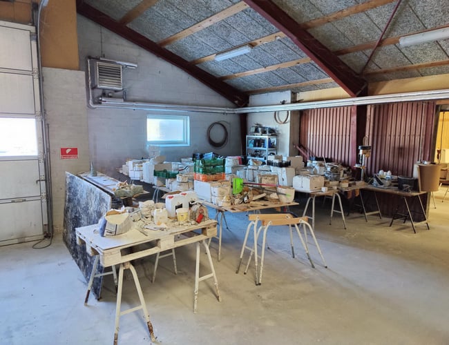 Betonstøbning af over 150 forskellige figurer. 