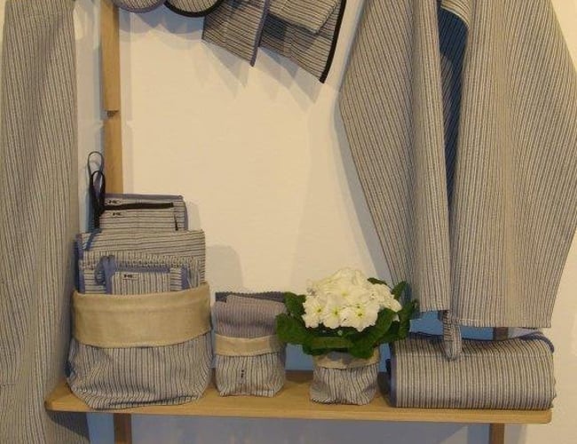 Kendt firma indenfor brugskunst, med produktion i Danmark og salg til butikker/grossister.