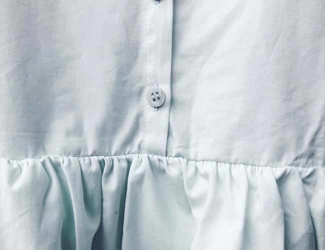 Internationalt bæredygtigt børnetøjsmærke med webshop til salg - Omsætning på 160.000 kr. 2018