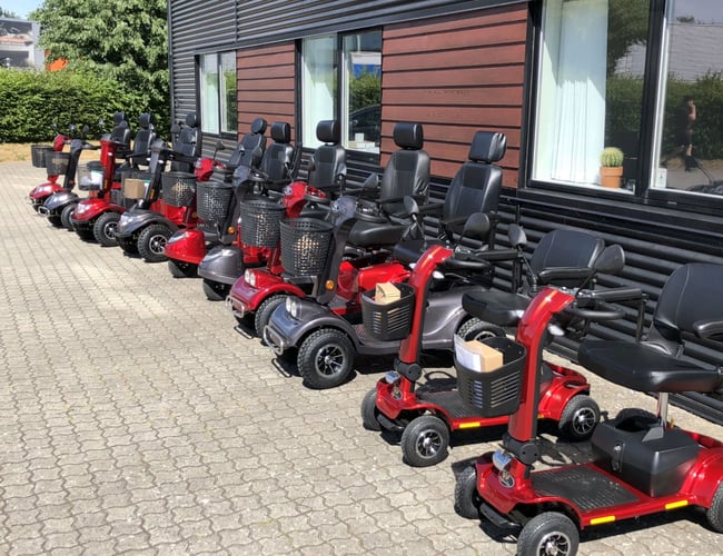 Virksomhed der sælger El Scootere (eget brand) med høj avance