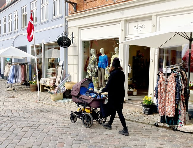 Stor livstilsbutik med webshop i Ebeltoft - Omsætning 2022: 2.77 mio kr. 