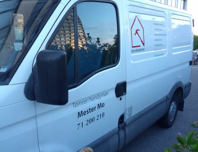 Enmands tømrerog handyman forretning 