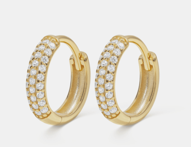 Flot webshop, modetøj til kvinder - komplet - INKL. eftertragtede indkøbsaftaler med BESTSELLER brands: YAS, Pieces og Selected Femme.