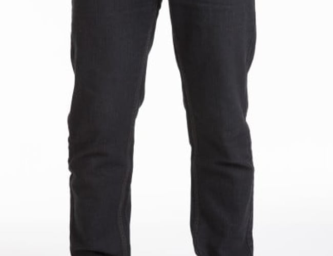 Anderkendt dansk jeans brand - salg via webshop og direkte til fysiske butikker i Danmark og Færøerne