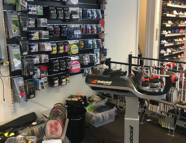 Etableret webshop med sportsudstyr og varelager kan blive din - 2022 omsætning: 3.771.466 kr.